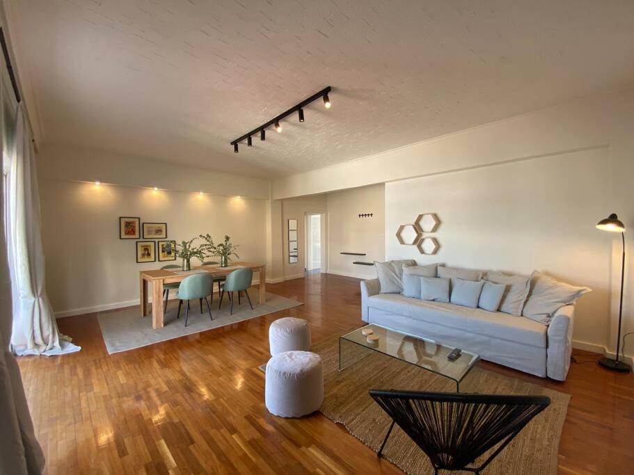 2-Bedroom Apartment In Athina アテネ エクステリア 写真